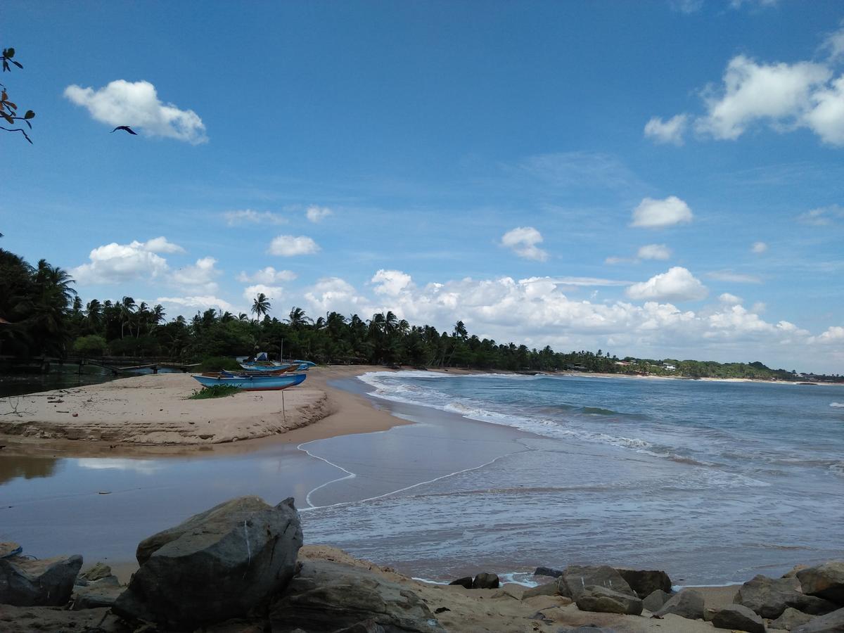 Parei Beach Inn Tangalle Exterior photo